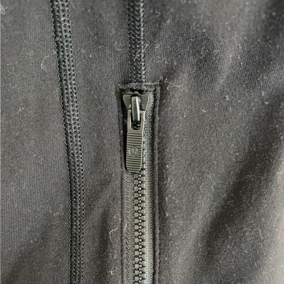 lululemon athletica Black Full-Zip Bomber Jacket - Picture 3 of 6